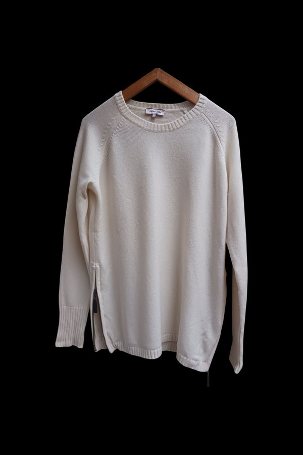 Pull 100% cachemire zippes côtés