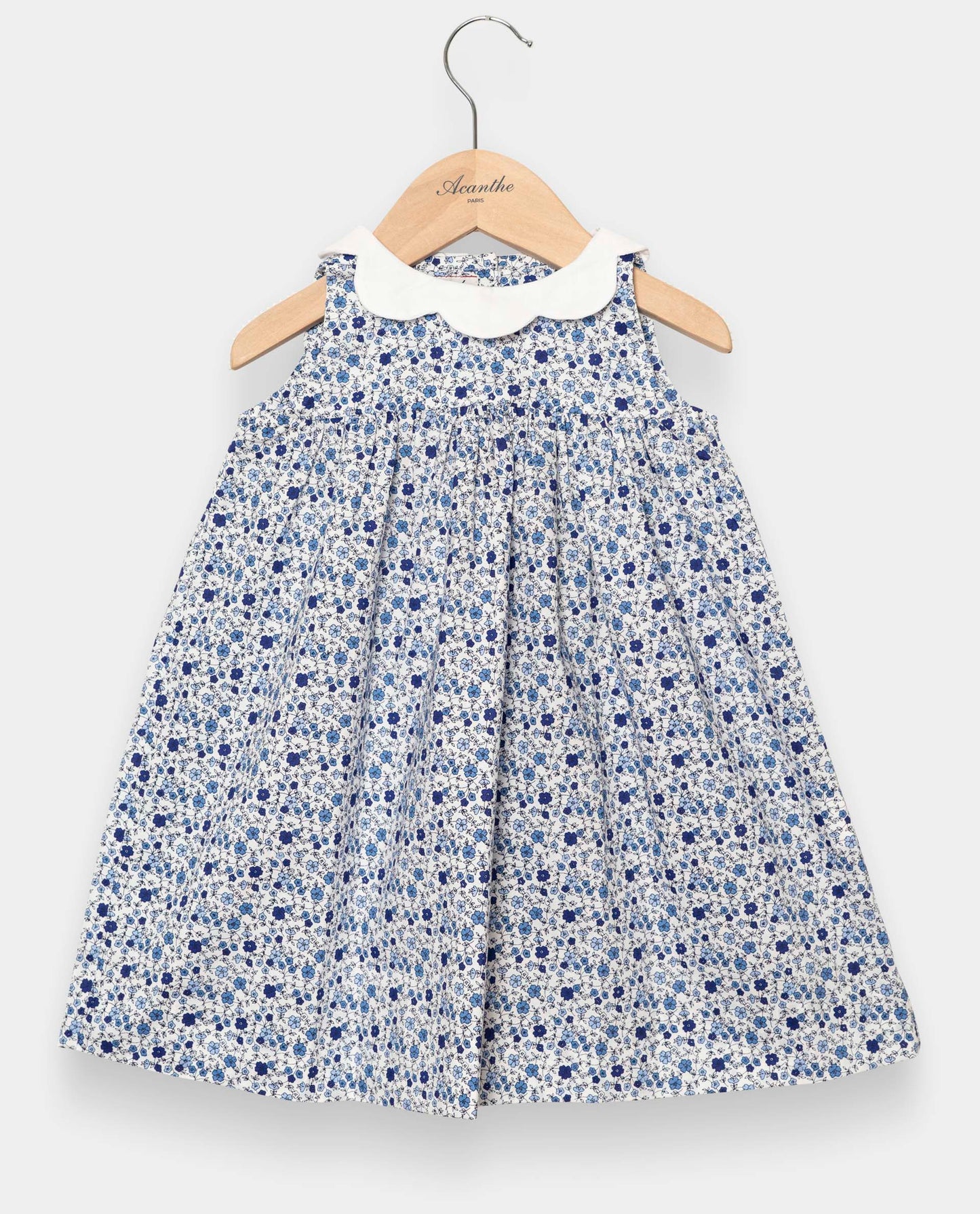 robe emmanchure américaine fleur bleue