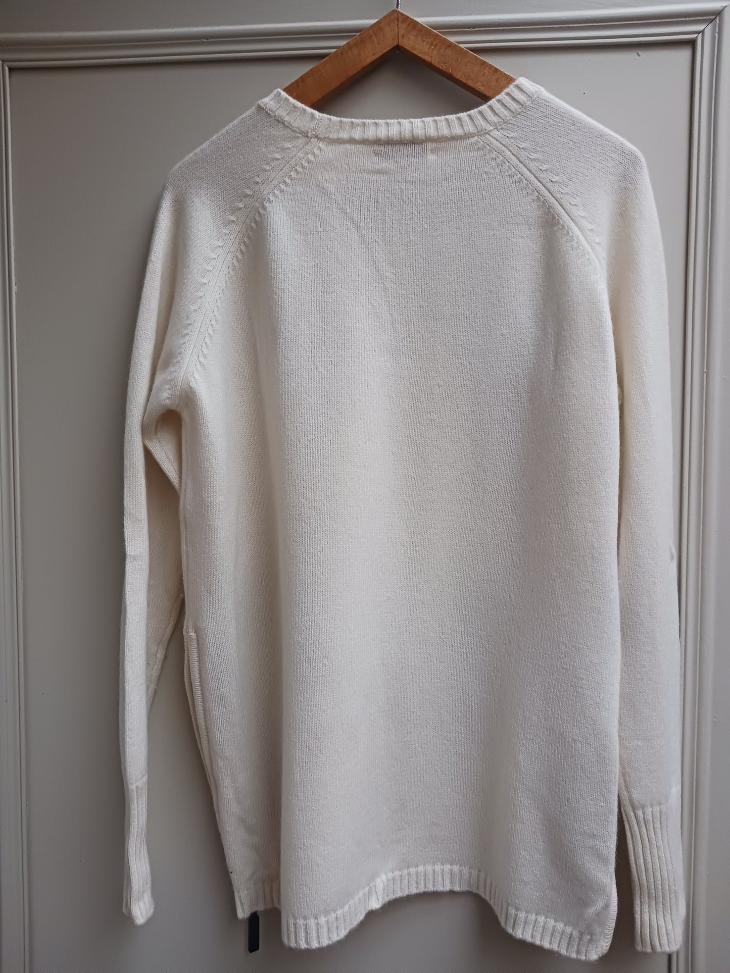 Pull 100% cachemire zippes côtés