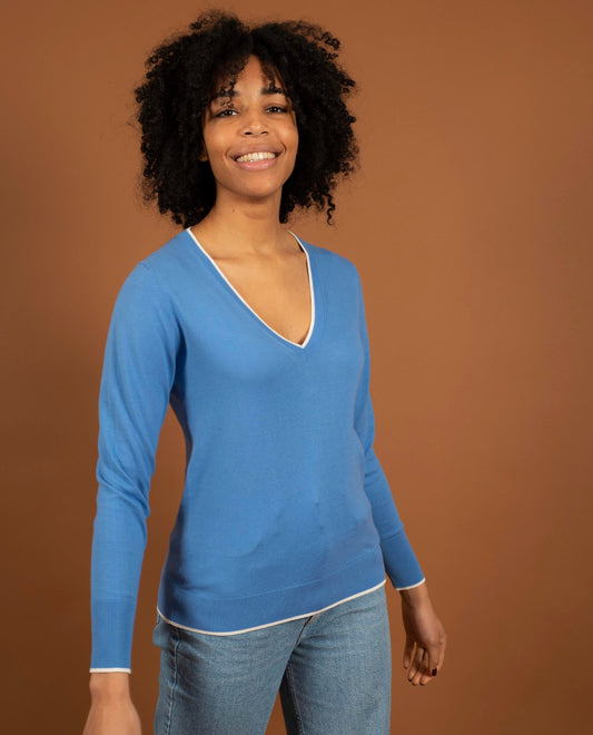 pull V liseré Bleu