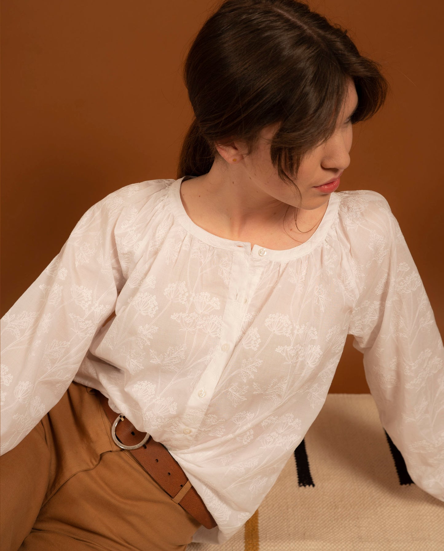 blouse bohème voile de coton brodé Blanc