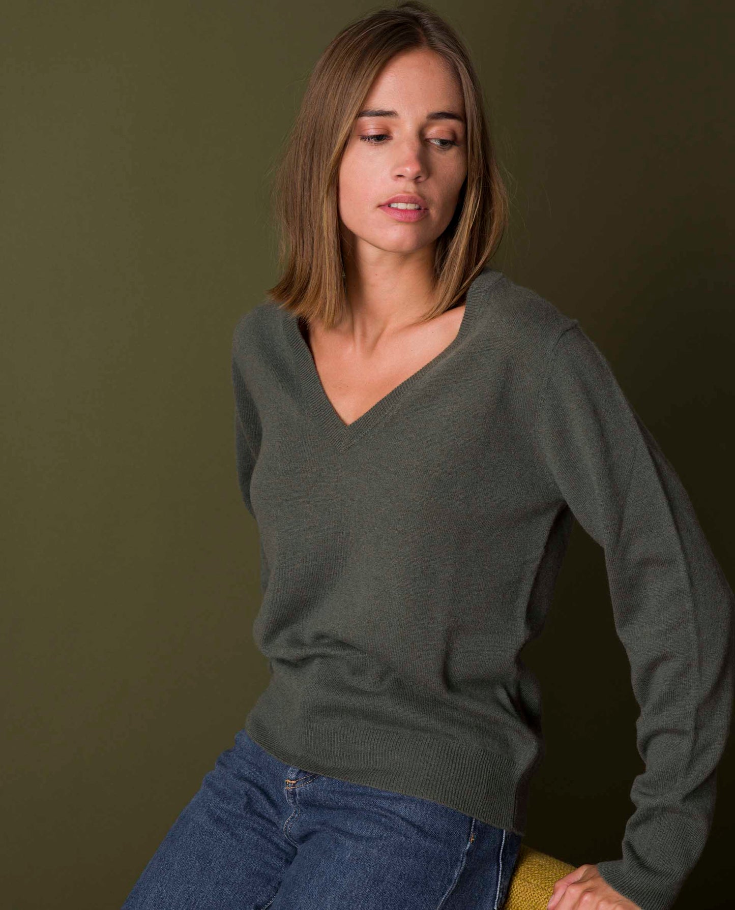 pull V 100 cachemire Kaki