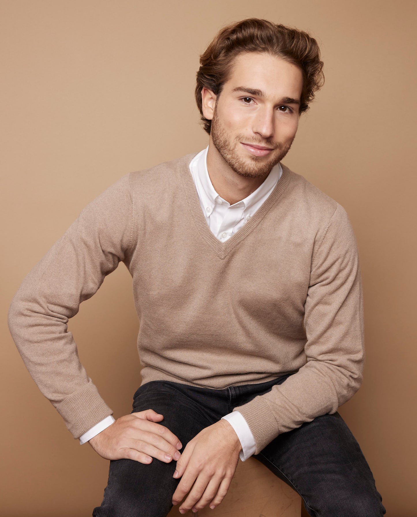 Pull col V 100 cachemire Beige