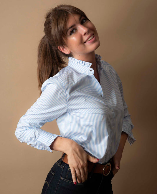 chemisier col et poignets à  volants rayé bleu