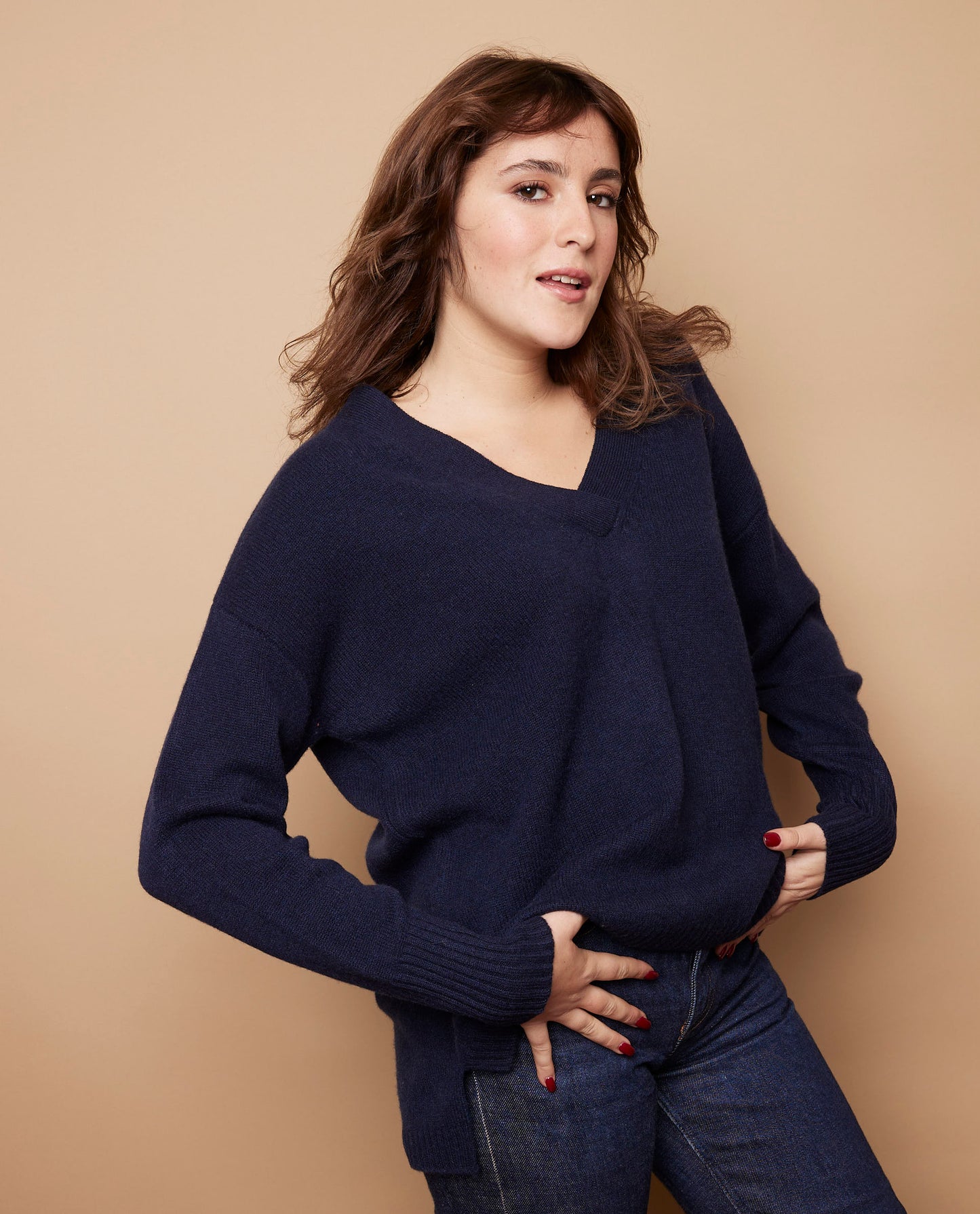 Pull loose V croisé 100 cachemire Marine