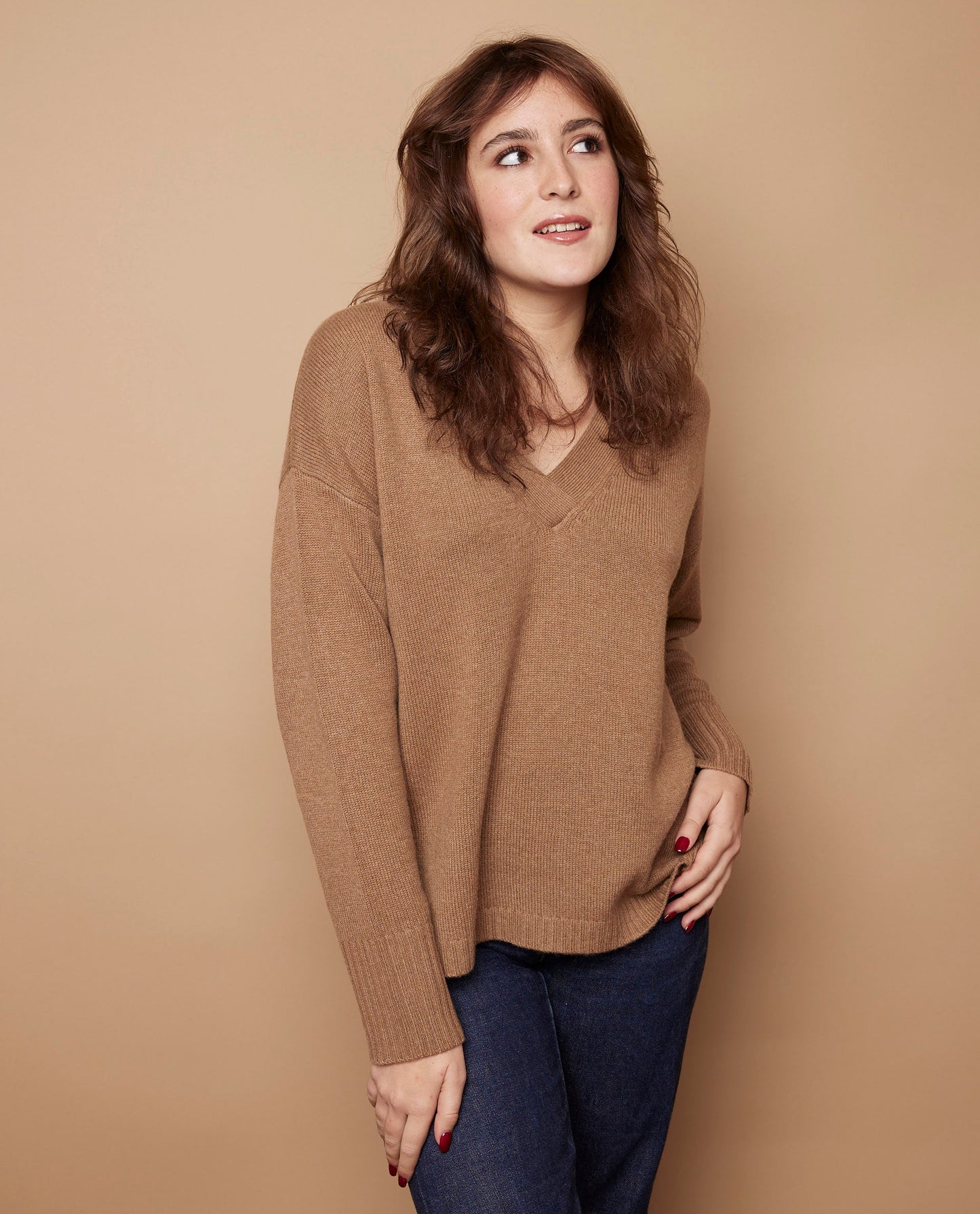 Pull loose V croisé 100 cachemire Camel