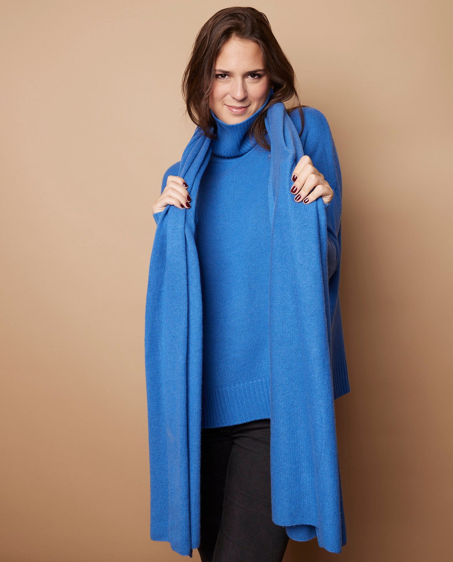 Echarpe longue 100 cachemire bleu cobalt