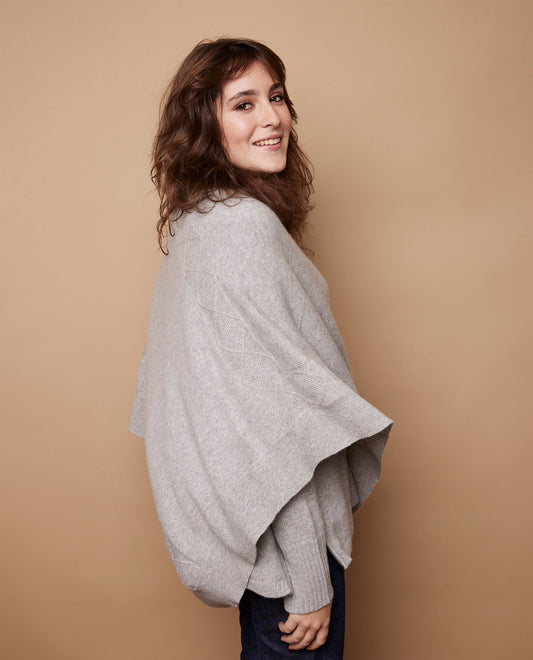 Poncho cape 100 cachemire Gris clair