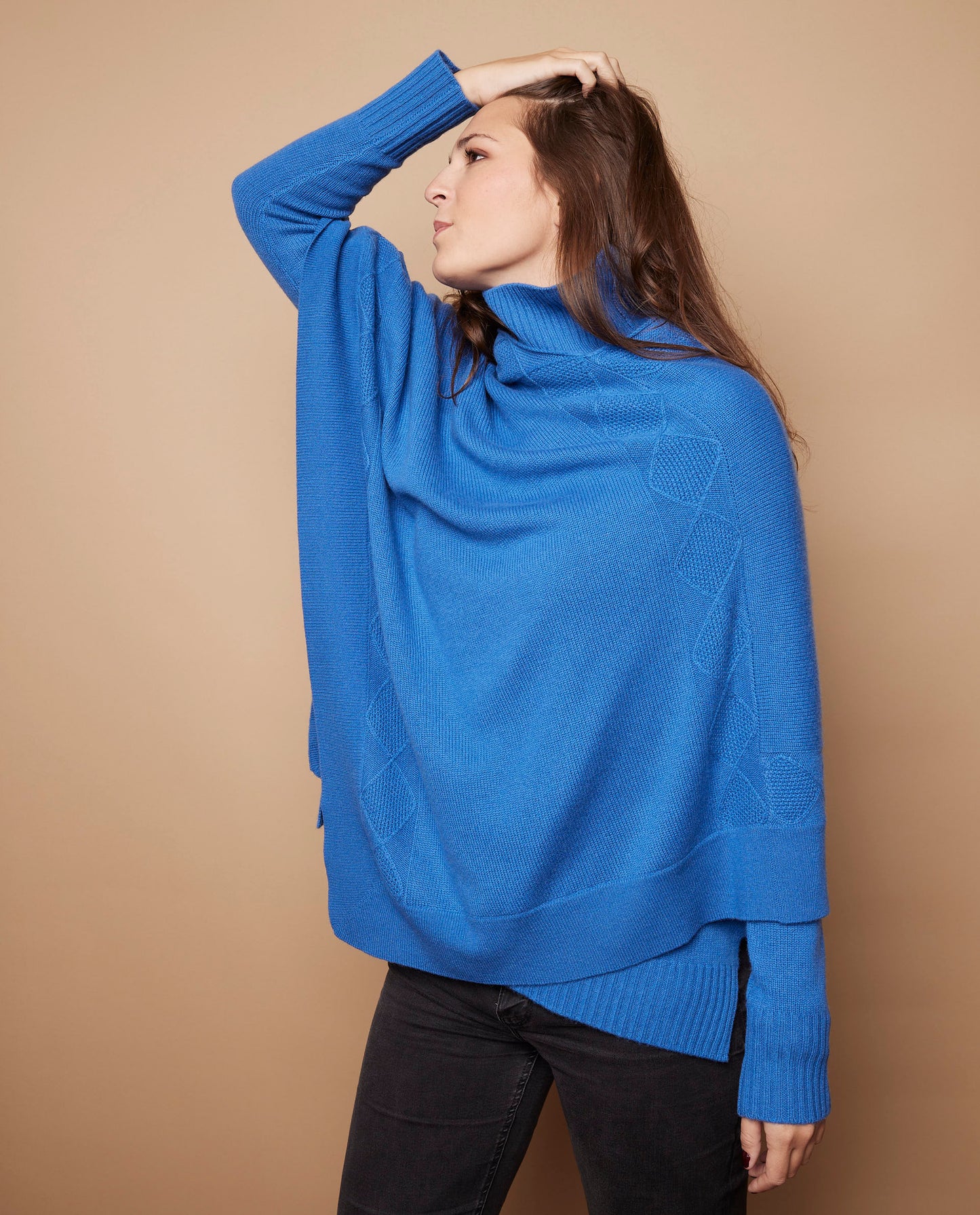 Poncho cape 100 cachemire bleu cobalt