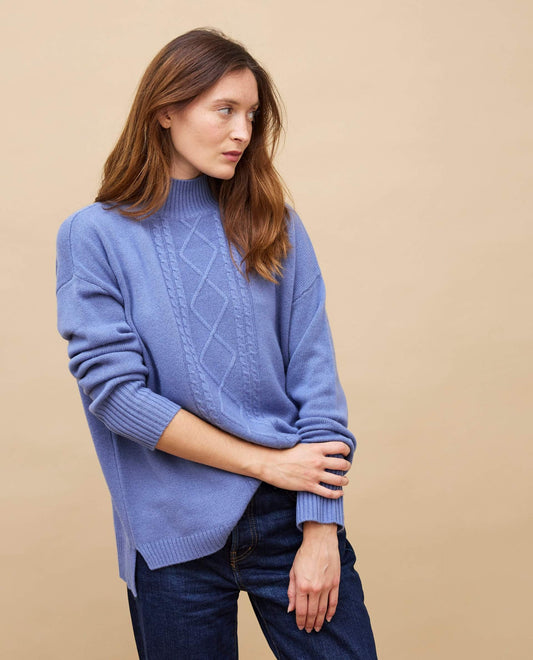 pull col montant torsade cachemire bleu lavande