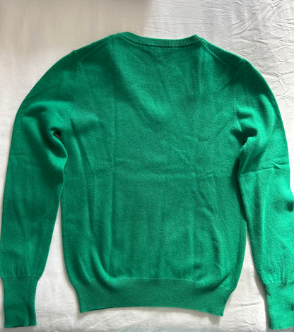 Pull V cachemire vert pré
