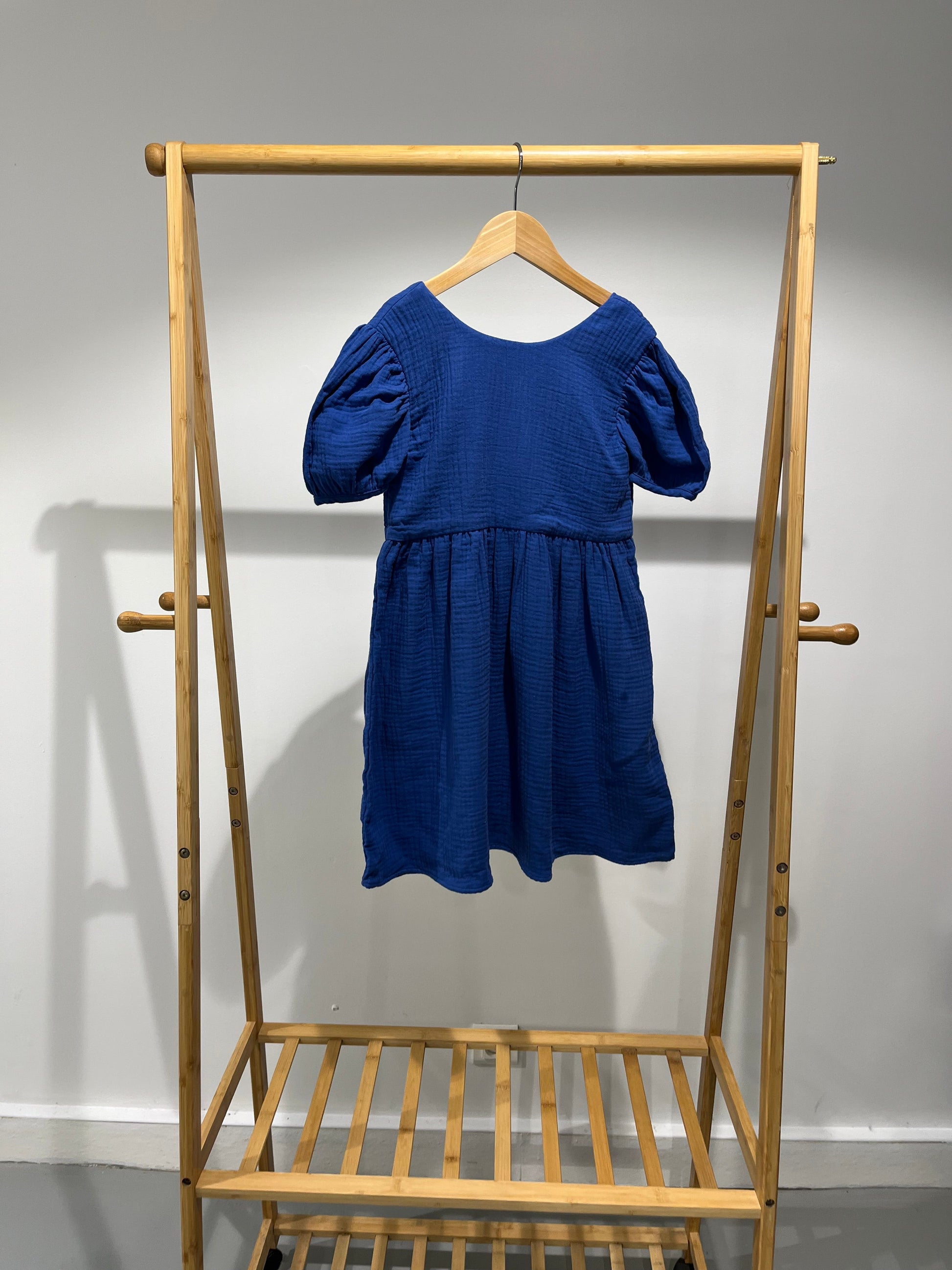 Robe gaze de coton manchescourtes